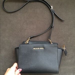 All Black Michael Kors Selma Bag!